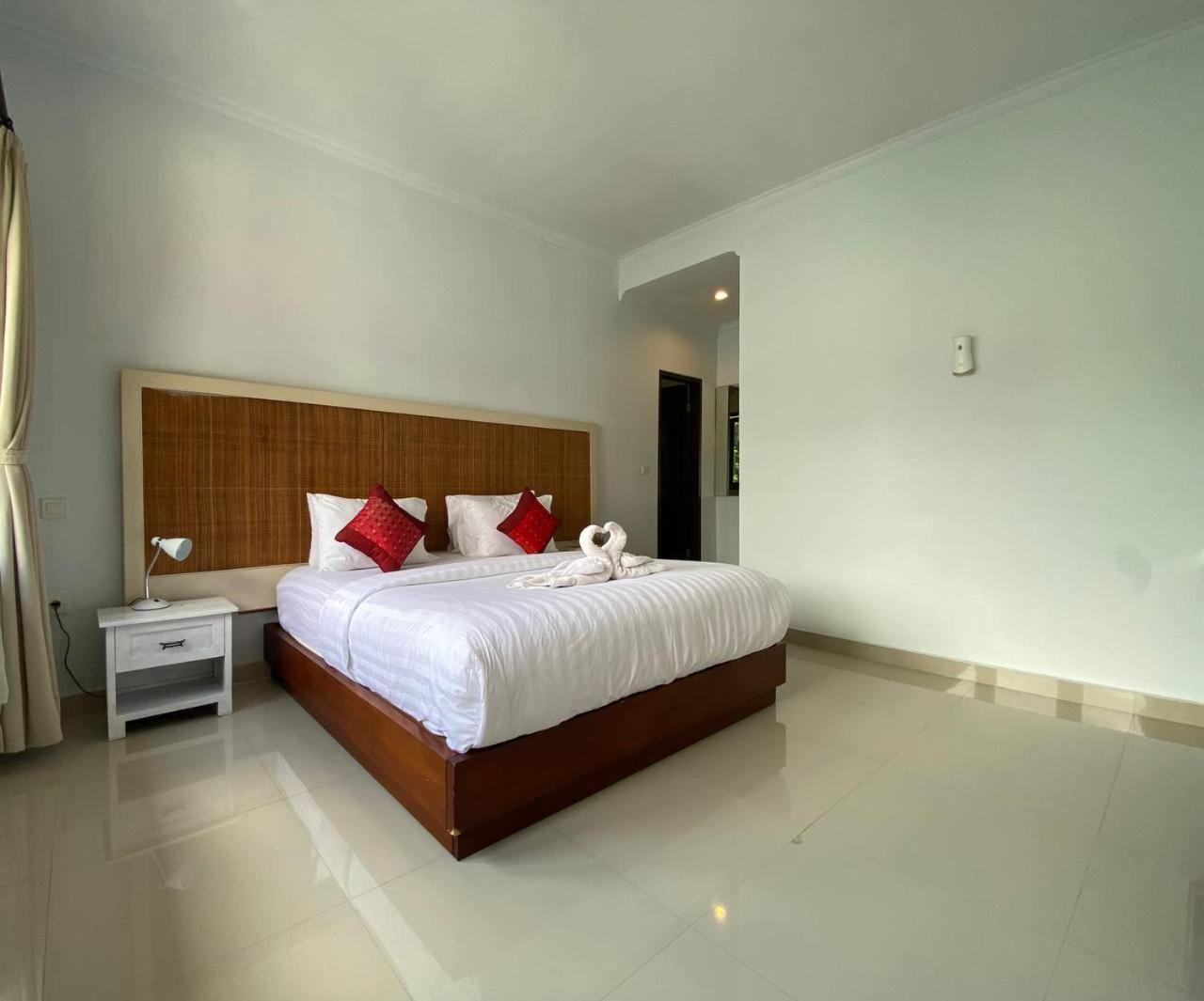 Villa Mayu Dedaries Seminyak  Exterior photo
