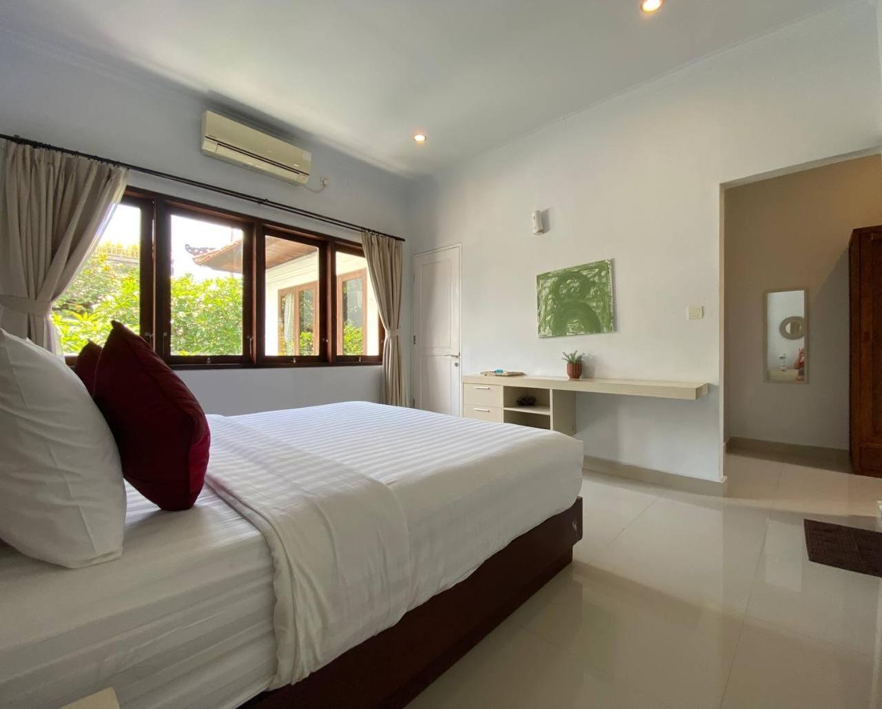 Villa Mayu Dedaries Seminyak  Exterior photo