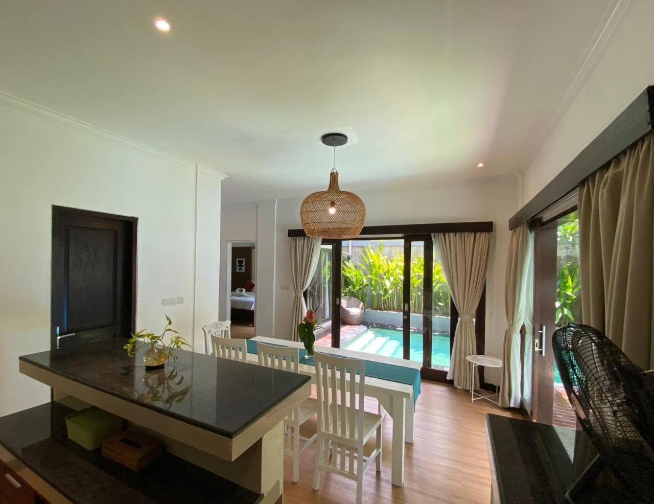 Villa Mayu Dedaries Seminyak  Exterior photo